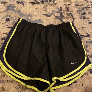 nike dri fit running short